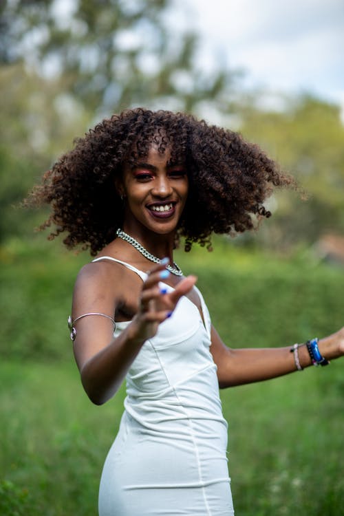 有关垂直拍摄, 女人, 女性的免费素材图片