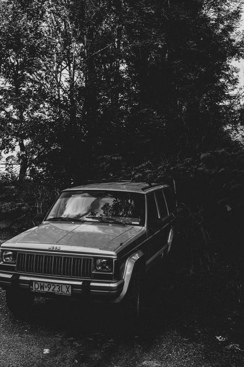 有关停, 吉普车, 垂直拍摄的免费素材图片