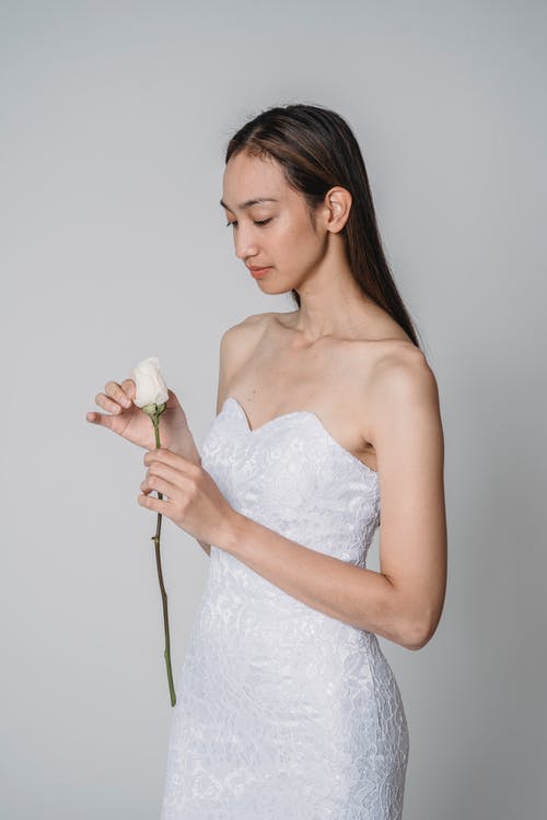 有关人, 垂直拍摄, 女人的免费素材图片