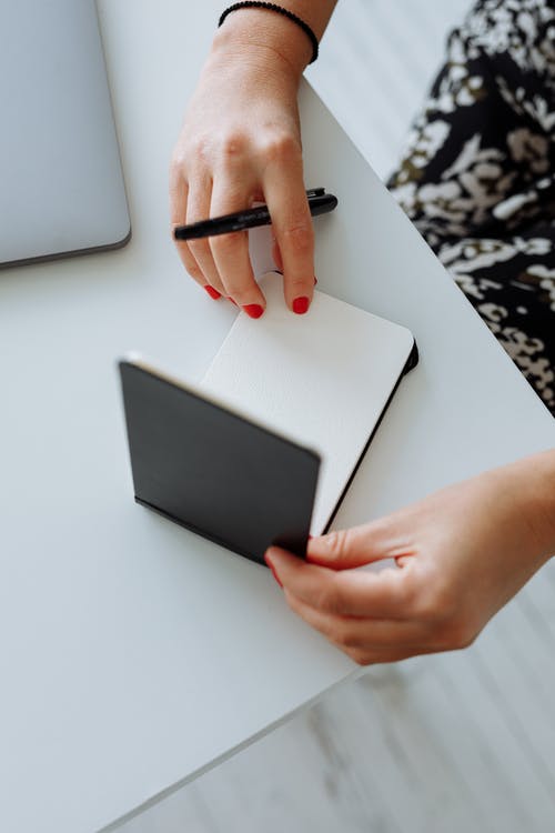 有关俯视图, 垂直拍摄, 手的免费素材图片