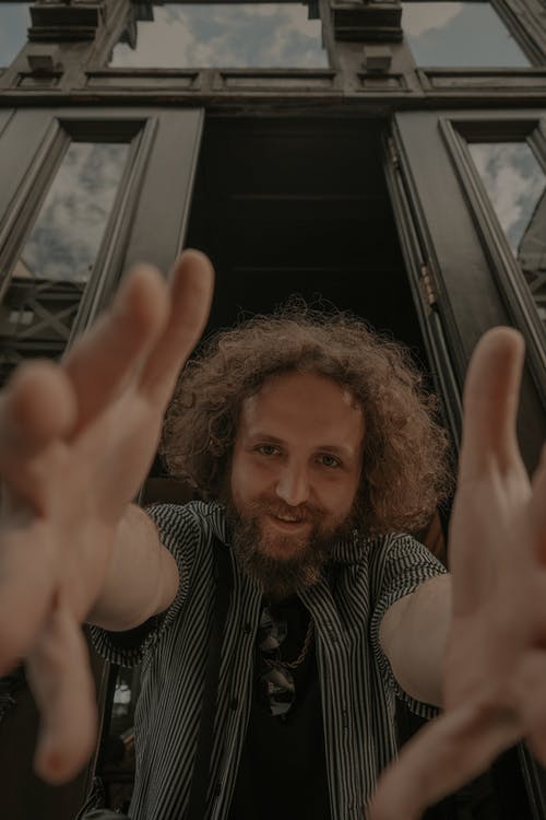 有关人, 到达, 垂直拍摄的免费素材图片