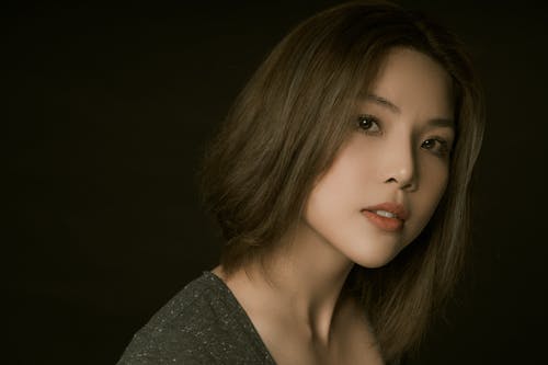 有关嘴唇, 工作室拍摄, 棕髮的免费素材图片