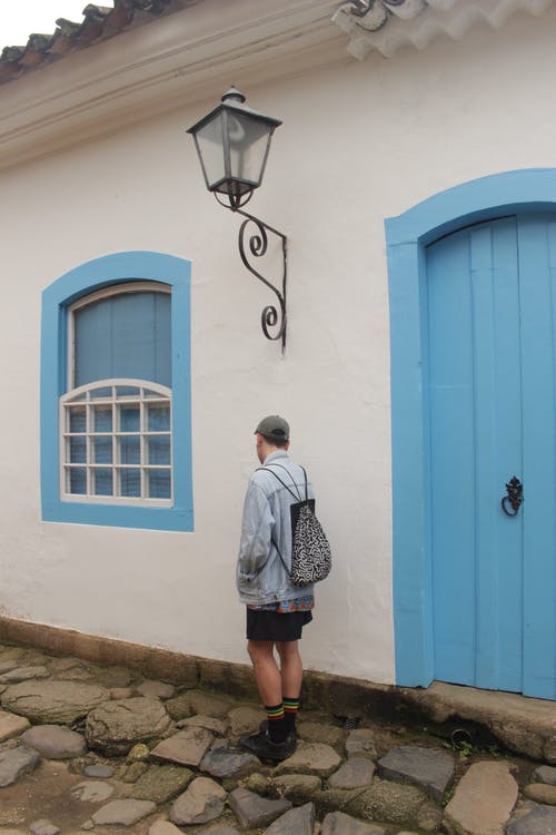 有关人, 垂直拍摄, 垂直的的免费素材图片