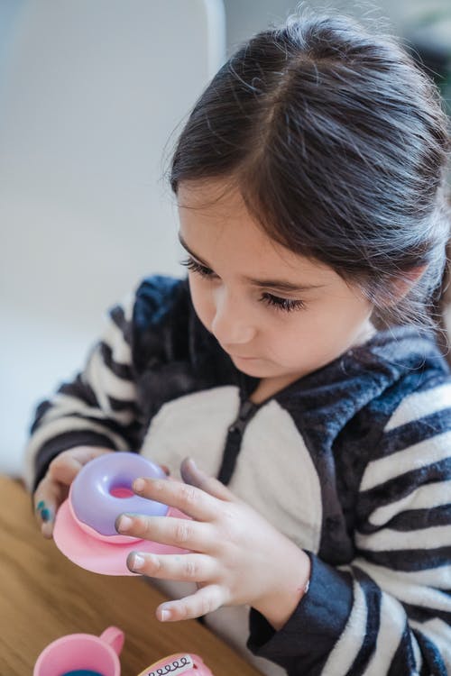 有关儿童玩具, 女孩, 播放的免费素材图片
