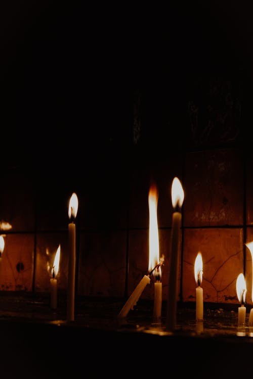 有关垂直拍摄, 漆黑, 火焰的免费素材图片