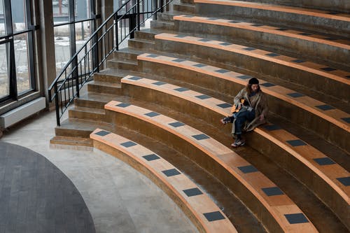 有关人, 内部, 原声吉他的免费素材图片