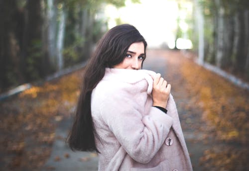 有关人, 大衣, 女人的免费素材图片