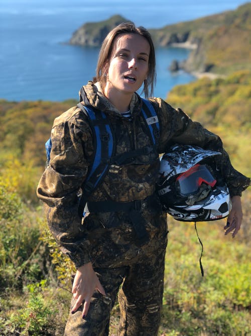 有关伪装, 冒险, 垂直拍摄的免费素材图片