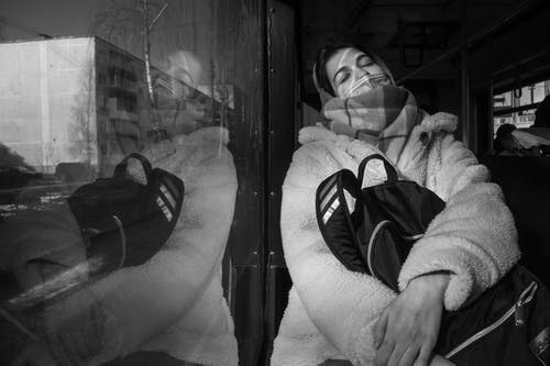 有关反射, 灰阶, 皮毛大衣的免费素材图片