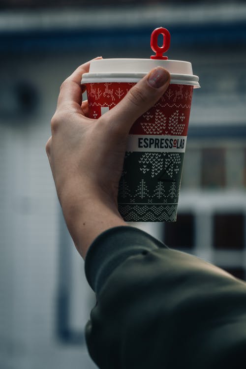 有关喝, 垂直拍摄, 握住的免费素材图片