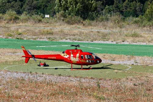 有关直升机停机坪, 直升机, 航空器的免费素材图片