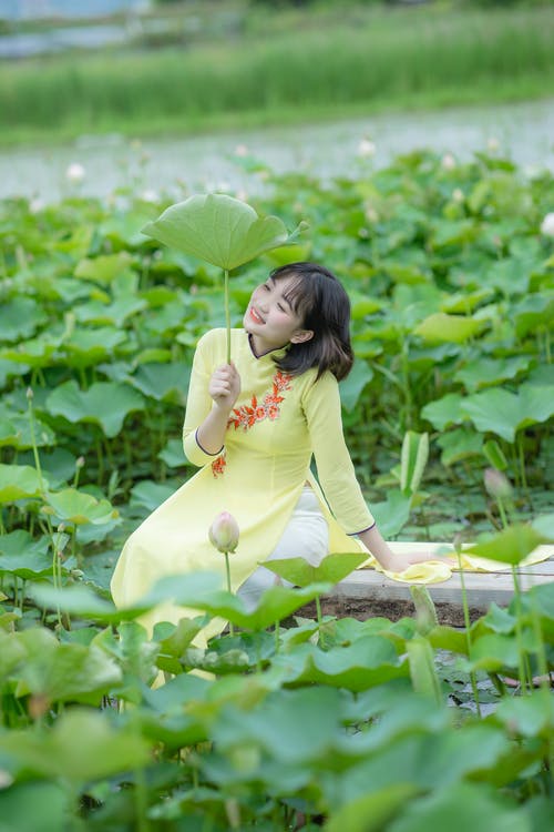 有关传统服装, 垂直拍摄, 增长的免费素材图片