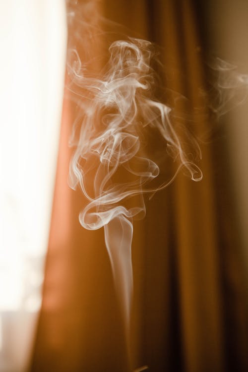 有关不坚固的, 室内, 抽烟的免费素材图片