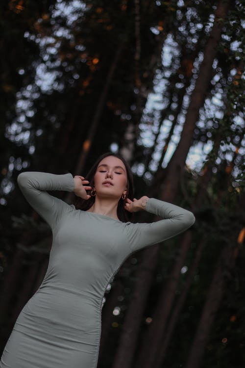 有关垂直拍摄, 女人, 女性的免费素材图片