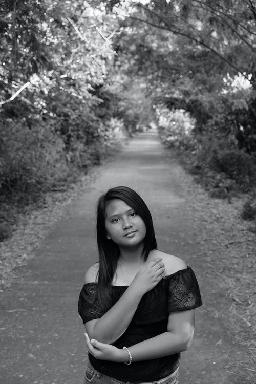 有关儿童, 公园, 巷弄的免费素材图片