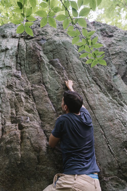 有关人, 低角度拍摄, 健行的免费素材图片