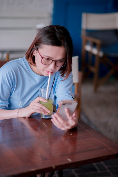 有关乾草, 人, 喝的免费素材图片