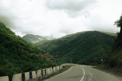 有关具体障碍, 多雲的天空, 天性的免费素材图片