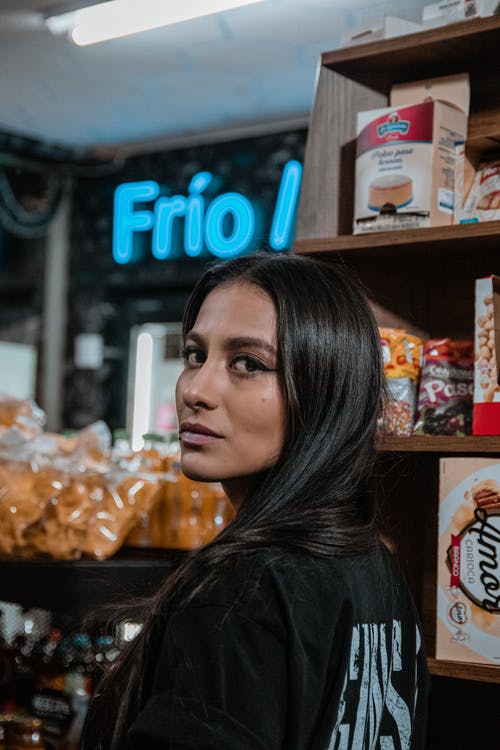 有关人, 商店, 回头看的免费素材图片