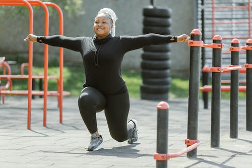 有关健康的生活型态, 健身, 双臂伸出的免费素材图片