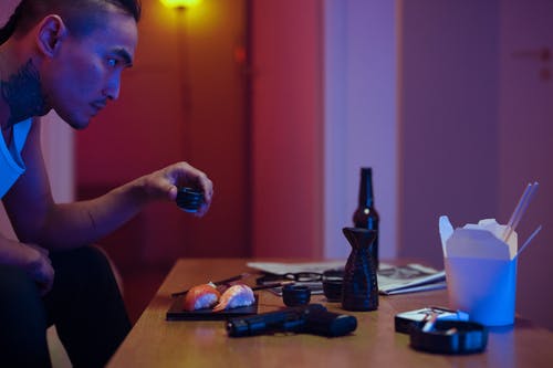 有关亞洲食品, 人, 側面圖的免费素材图片