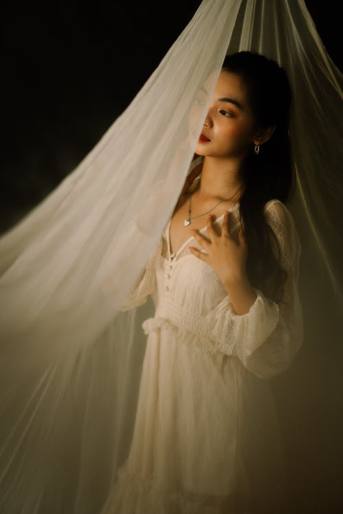 有关光鲜亮丽, 垂直拍摄, 女人的免费素材图片