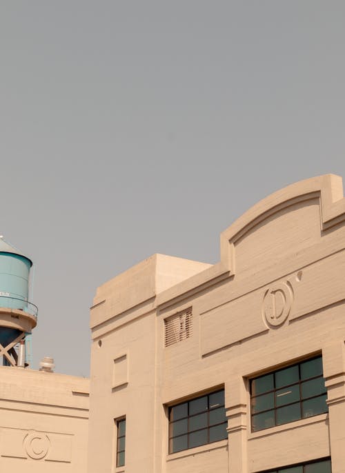 有关低层建筑, 低角度拍摄, 垂直拍摄的免费素材图片