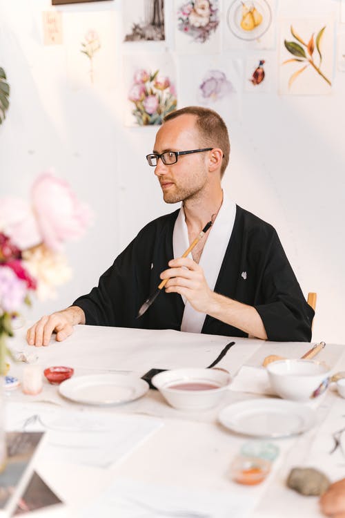 有关书法工具, 人, 刻字刷的免费素材图片