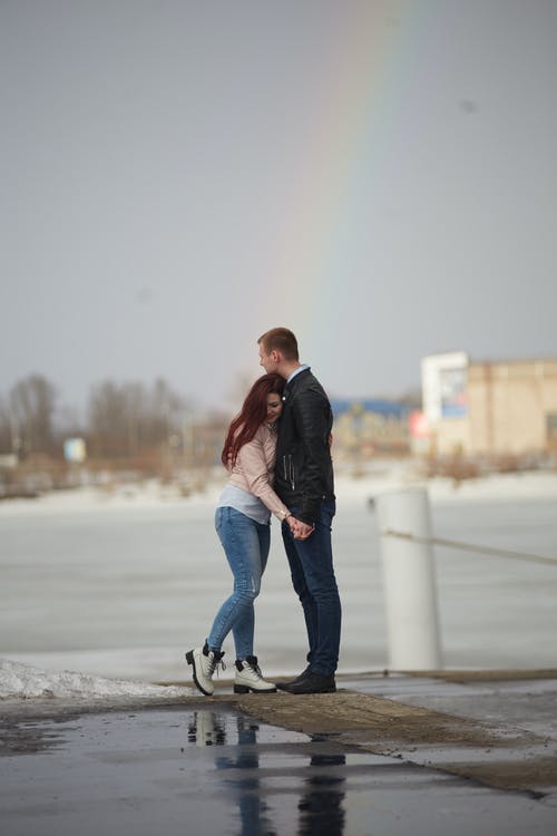 有关一对, 中景, 感情的免费素材图片