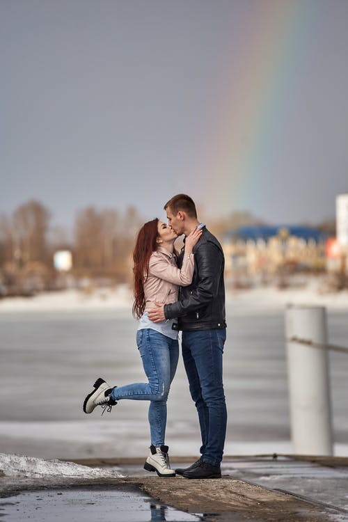 有关一对, 中景, 感情的免费素材图片