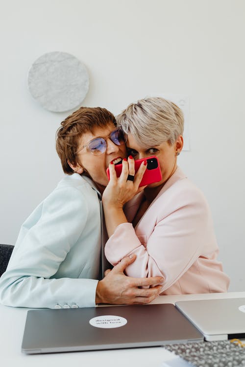 有关一对, 垂直拍摄, 女性的免费素材图片