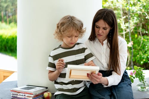有关一起, 母亲和儿子, 绘画的免费素材图片