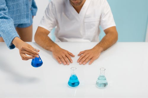 有关人, 坐, 实验的免费素材图片