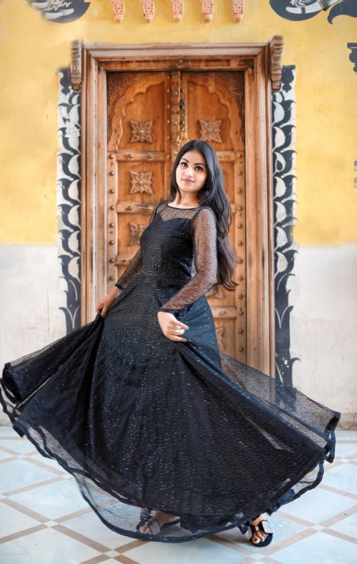 有关咖啡色头发的女人, 摆姿势, 时尚的免费素材图片