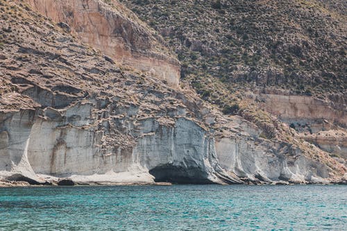 有关土耳其蓝, 山, 岩石的免费素材图片