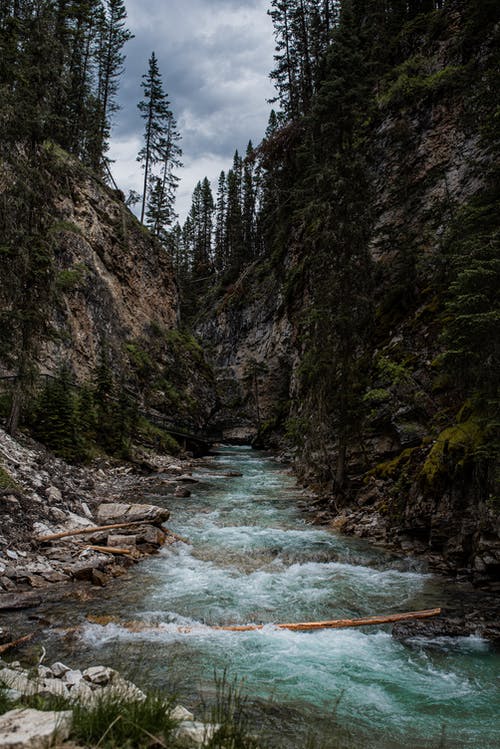 有关垂直拍摄, 山, 岩石银行的免费素材图片