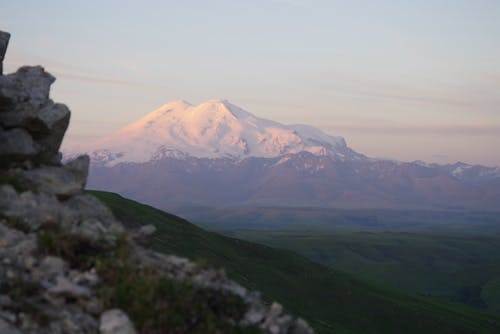 有关天性, 山谷, 岩石的免费素材图片
