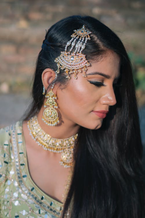 有关侧面图, 垂直拍摄, 头巾的免费素材图片