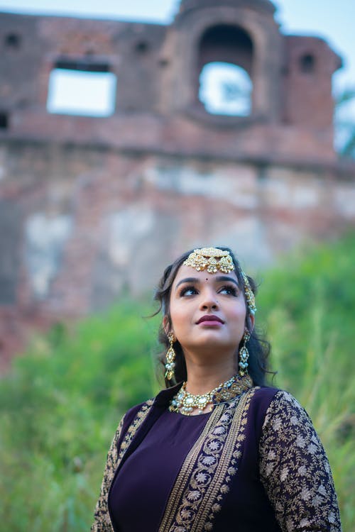 有关传统, 向上看, 垂直拍摄的免费素材图片