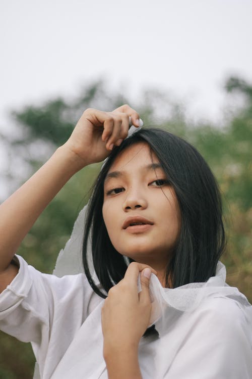 有关垂直拍摄, 女人, 模特儿的免费素材图片