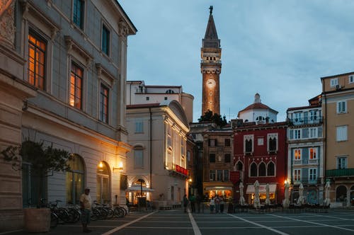 有关公园, 城镇, 坏心情的免费素材图片