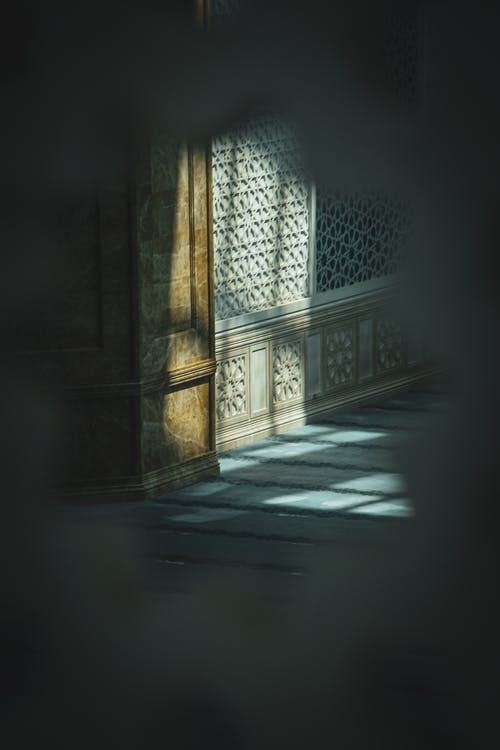 有关光, 喜怒无常, 垂直拍摄的免费素材图片