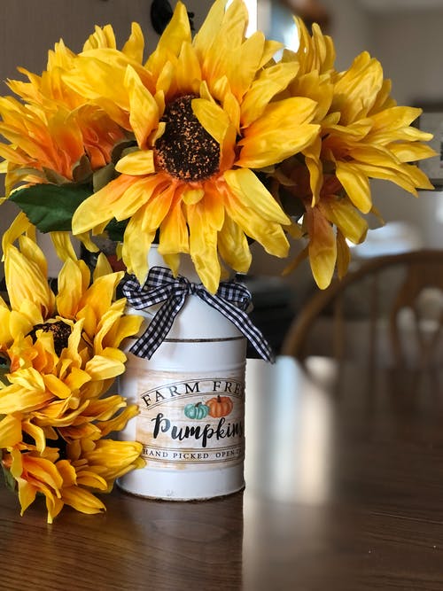 有关人造花, 特写, 花瓶的免费素材图片