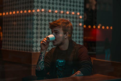 有关人, 刺青, 咖啡的免费素材图片