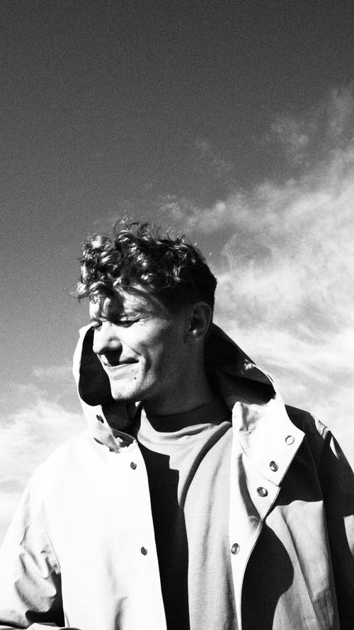 有关人, 垂直拍摄, 夹克的免费素材图片