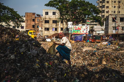 有关倾倒, 劳工, 垃圾的免费素材图片