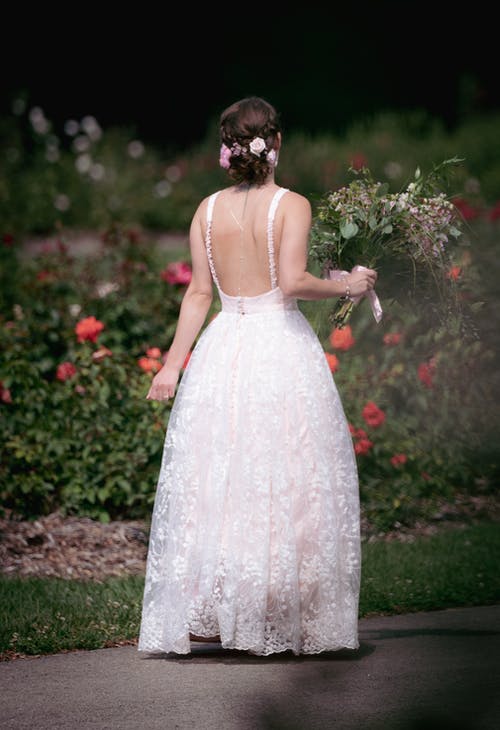 有关垂直拍摄, 後视图, 站立的免费素材图片