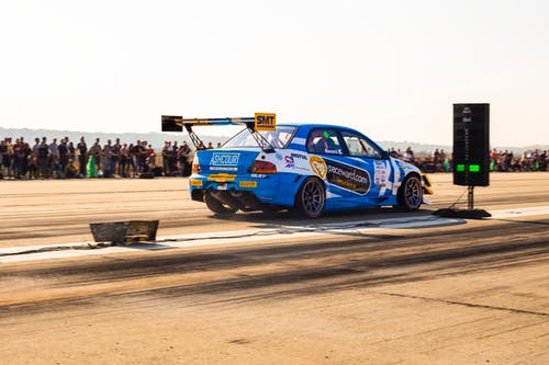 有关人种, 汽车, 沥青的免费素材图片