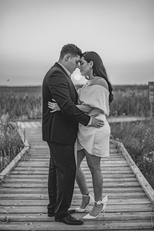 有关一對, 亲热, 全景的免费素材图片