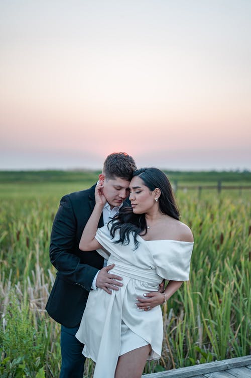 有关一對, 亲热, 夥伴的免费素材图片